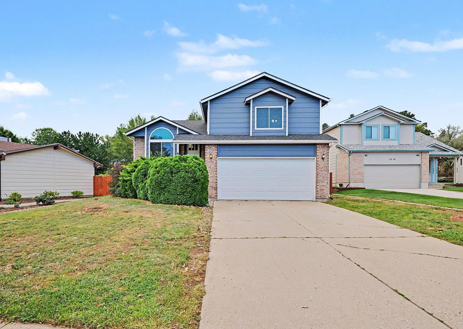 Great home on Cul-De-Sac, Big Yard, Views! Move in Ready NOW! — Photo 1