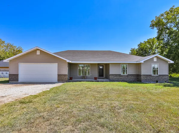 5360 S 125th Road, Morrisville, MO 65710