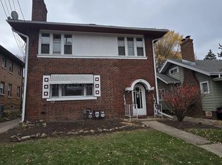 120 Regan St #2E, Rockford, IL 61107
