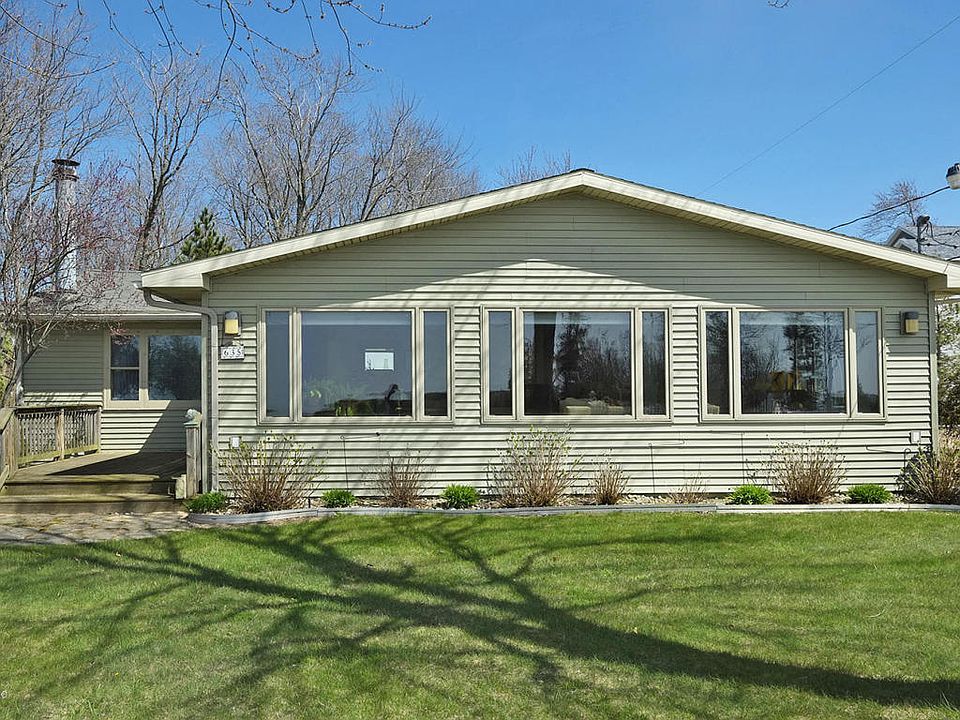 1st image of 635 Lake Shore Dr
