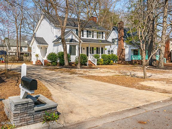 2nd image of 2366 Franklin Drive
