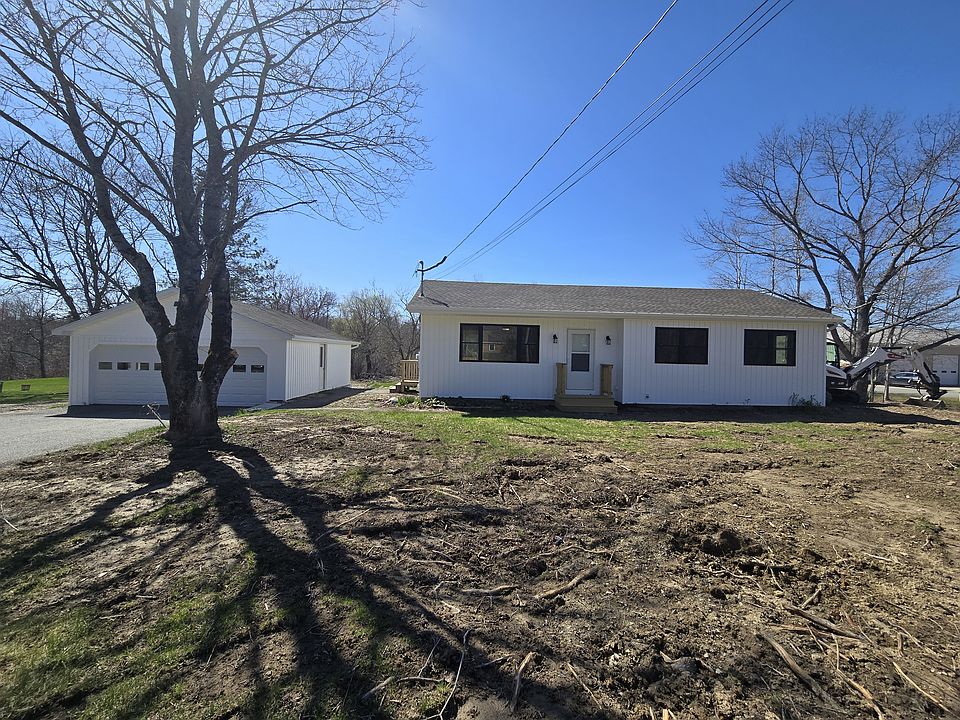 1st image of 2247 Carmel Rd N