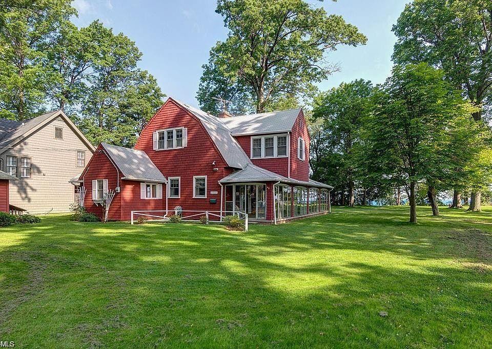 27151 Edgecliff Dr, Euclid, OH 44132 Zillow