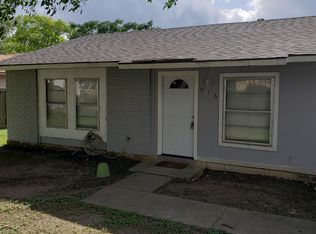 916 Hickory Hill Dr, Kirby, TX 78219