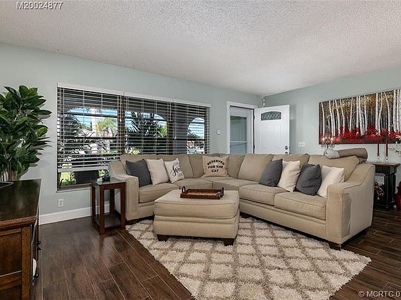 5th image of 2561 SW Cameo Blvd