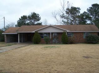 913 Casey Ln, Columbus, MS 39702