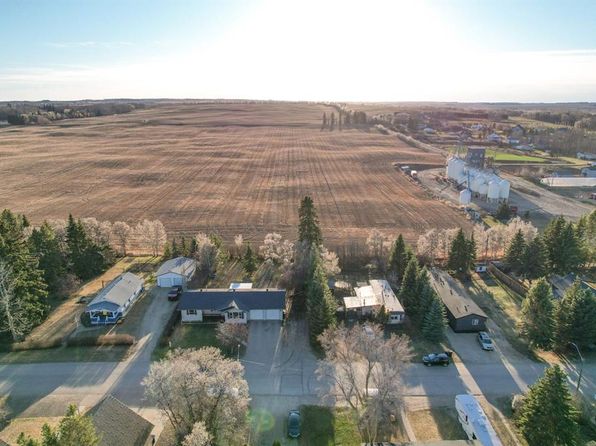 4928 E 52nd St, Consort, AB T0C 1B0