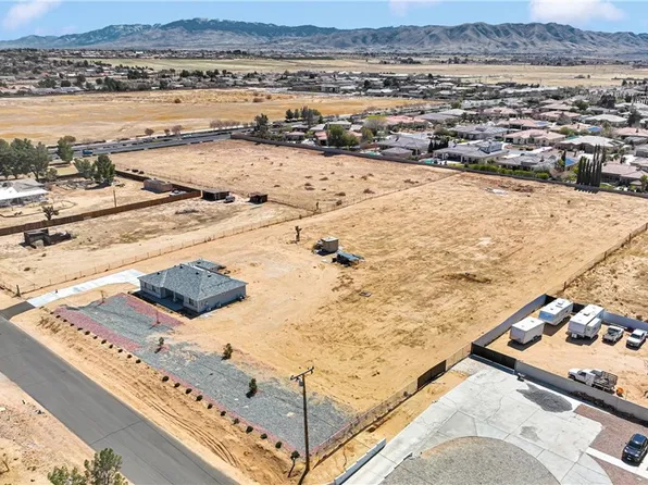 19205 Ottawa Rd, Apple Valley, CA 92308