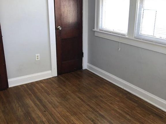 4th image of 88 Olentangy St