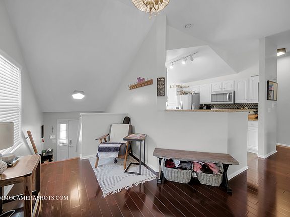 3rd image of 2804 Packford Ln #2804