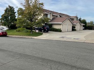1136 Burton Dr #3, Redding, CA 96003