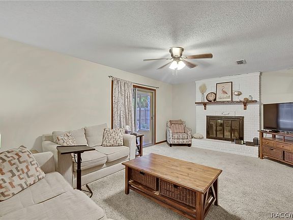 5th image of 1931 SE 39th St