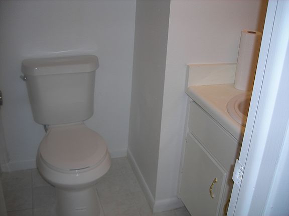 3rd image of 4524 La Capri Ct