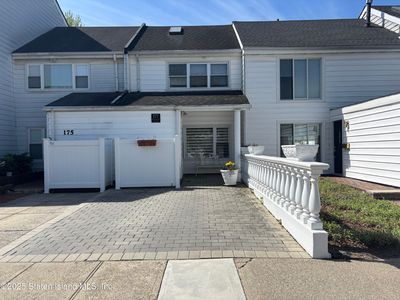 177 Hampton Grn, Staten Island, NY, 10312