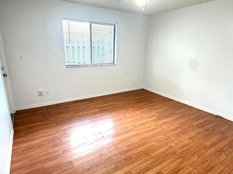 3808 Inlet Cir #3808 — Photo 8