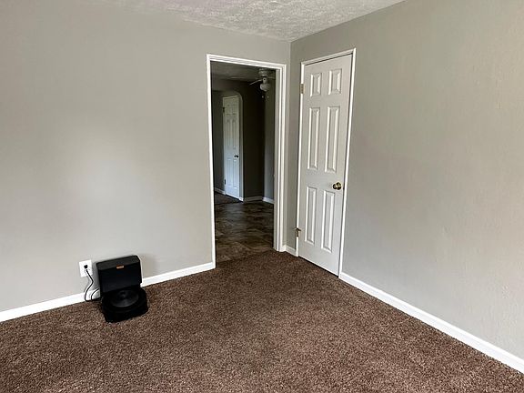 5th image of 539 Corona Ave APT D