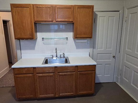 3rd image of 2837 S Princeton Ave #2R