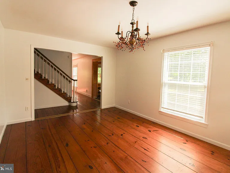 11 Hickory Ln — Photo 13
