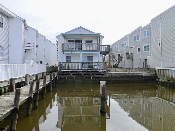 2nd image of 1117 Bayfront