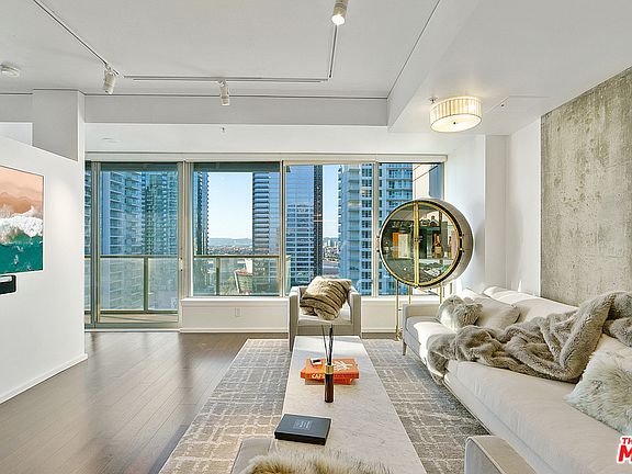 3rd image of 1155 S Grand Ave APT 1910