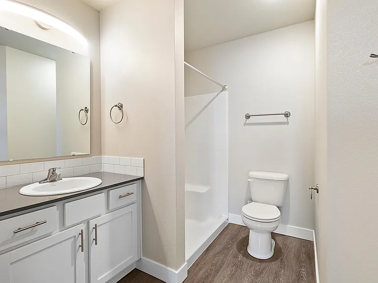 Arbor Crest Apartments — Photo 20