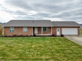 174 Pleasant Valley St SE, Sugarcreek, OH 44681