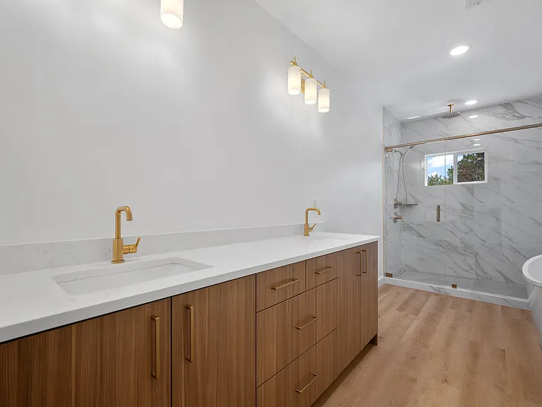 7230 S 525 E #A — Photo 9