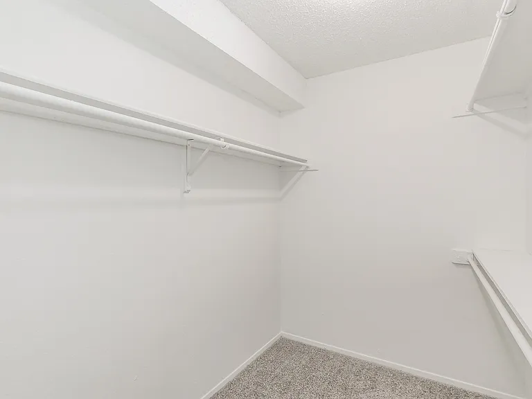 Station 121 at Town Center Apartments — Photo 81