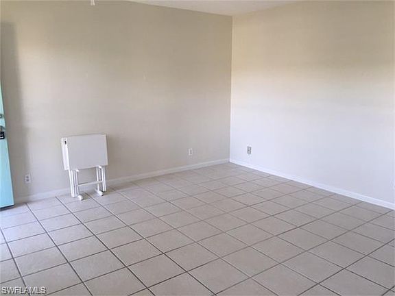4th image of 130 N Collier Blvd APT F9