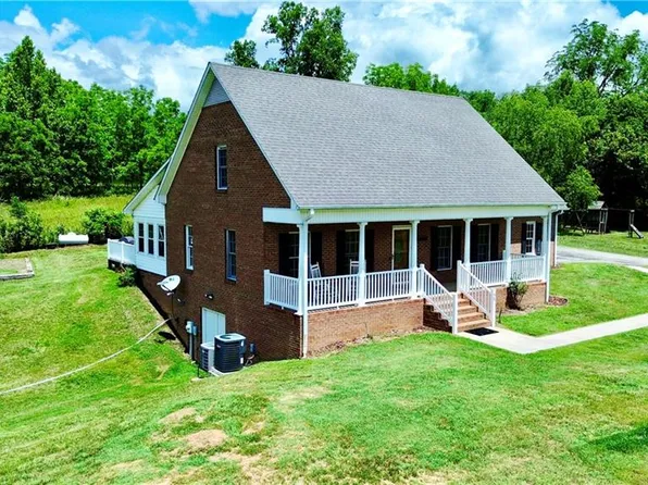 198 Captain Day Rd, Ronda, NC 28670