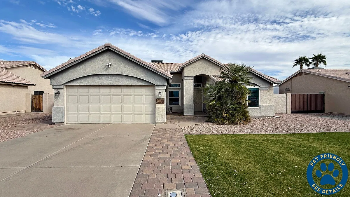 3 bed, 2.0 bath, 1620 sqft, $2,450 — Photo 1
