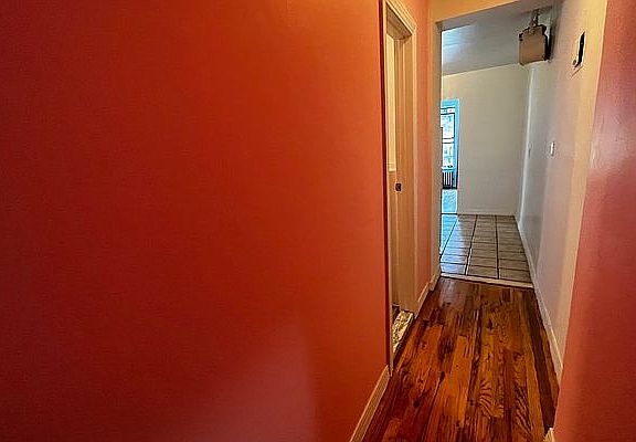 3rd image of 226 E 83rd St APT 30