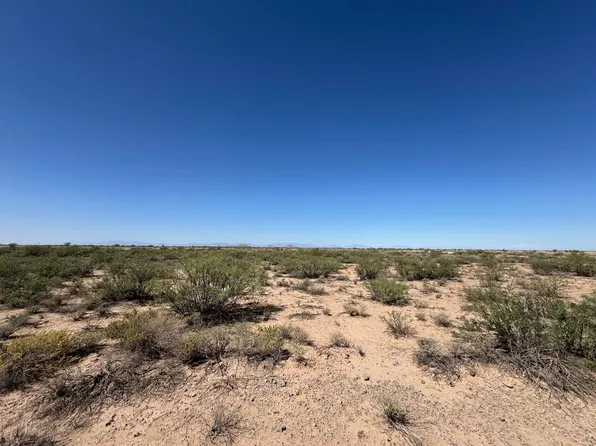 19 School Rd, Alamogordo, NM 88310