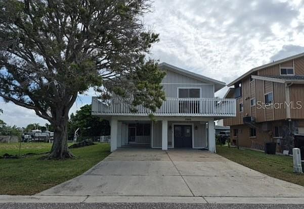 1st image of 17603 1ST STREET E