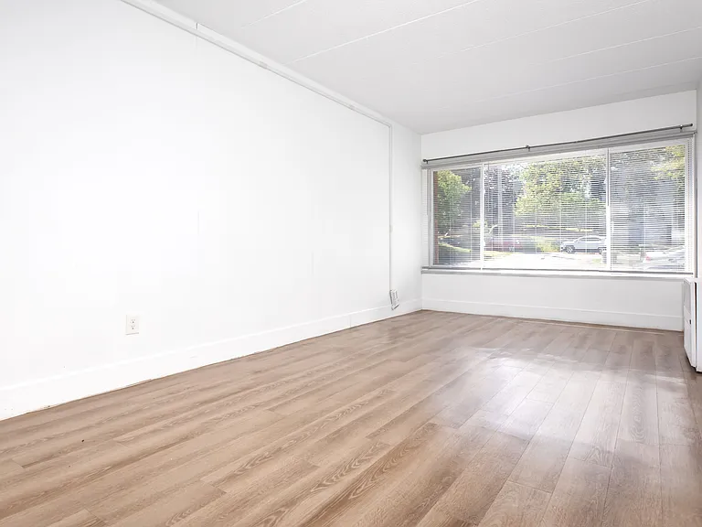 George Apartments - 625 3rd Street Southwest - 5 — Photo 3