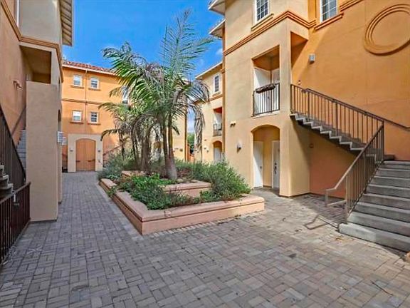 2nd image of 422 E Evelyn Ave APT 103