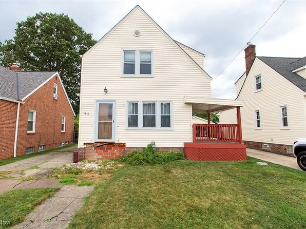 7514 Whittington Dr, Parma, OH 44129
