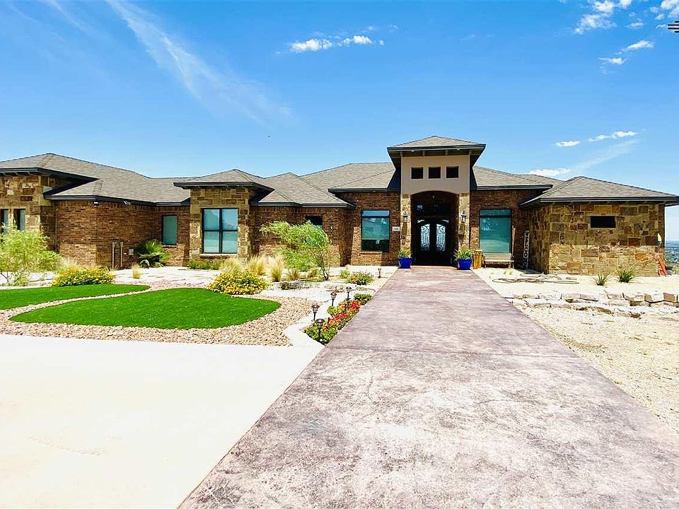 1st image of 816 Fountain Dr