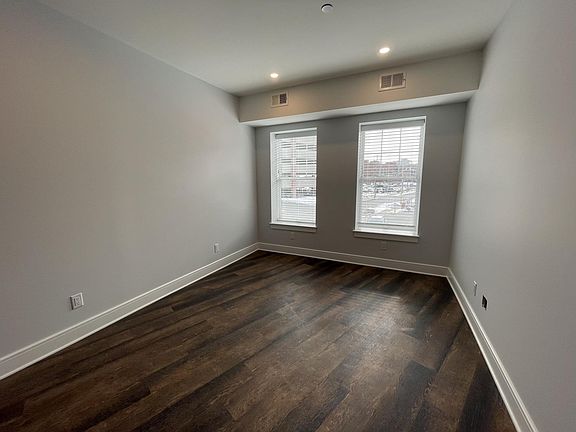 2nd image of 15 Park St #206