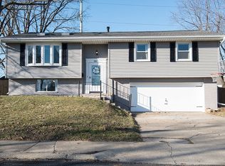 1713 W Thames Dr, Peoria, IL