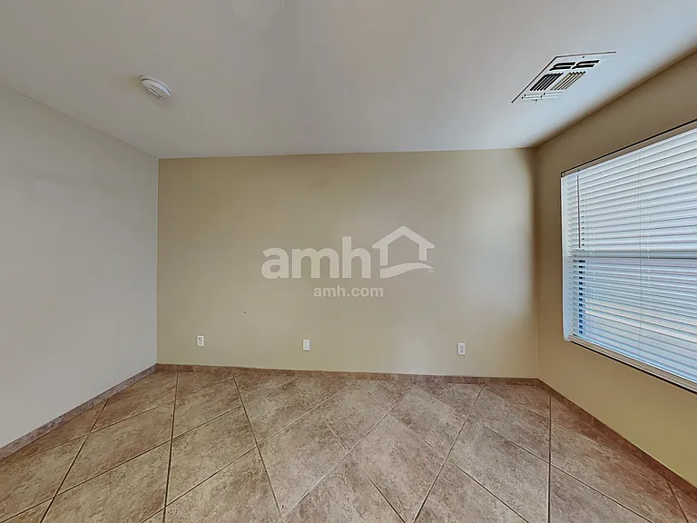 765 W Flaming Arrow Dr — Photo 11