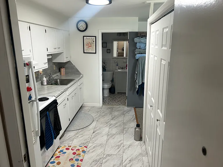 2 Hill St #2 — Photo 4