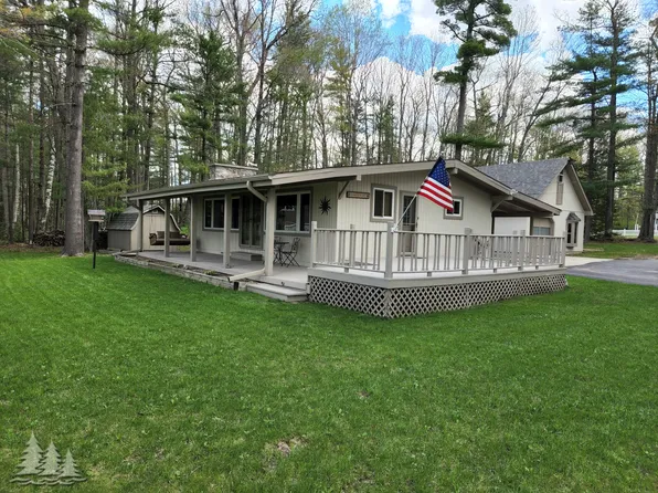 4144 Hemlock Ct, Lewiston, MI 49756