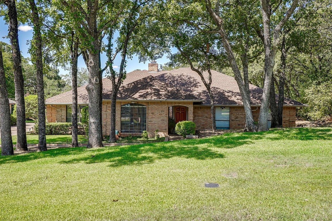 2805 Whisperwood Trl, Dalworthington Gardens, TX 76016 Zillow