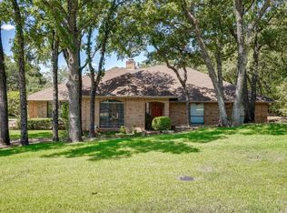2805 Whisperwood Trl, Dalworthington Gardens, TX 76016