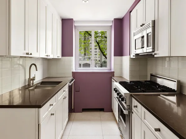 200 East 66th Street image 6 of 28