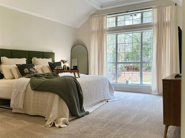 107 Spyglass Hill Dr, Benton, LA 71006