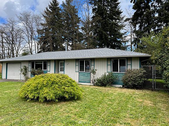 2nd image of 1211 NW Crystal Ct