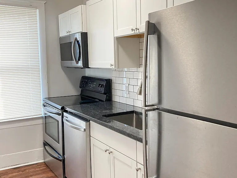 1469 Ottawa St #1 — Photo 1