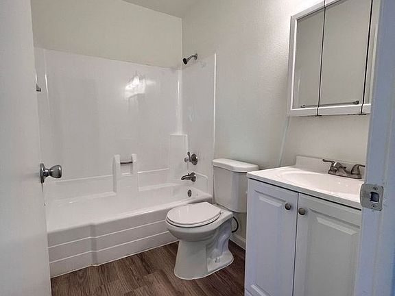 5th image of 645 W Rio Salado Pkwy APT F-201